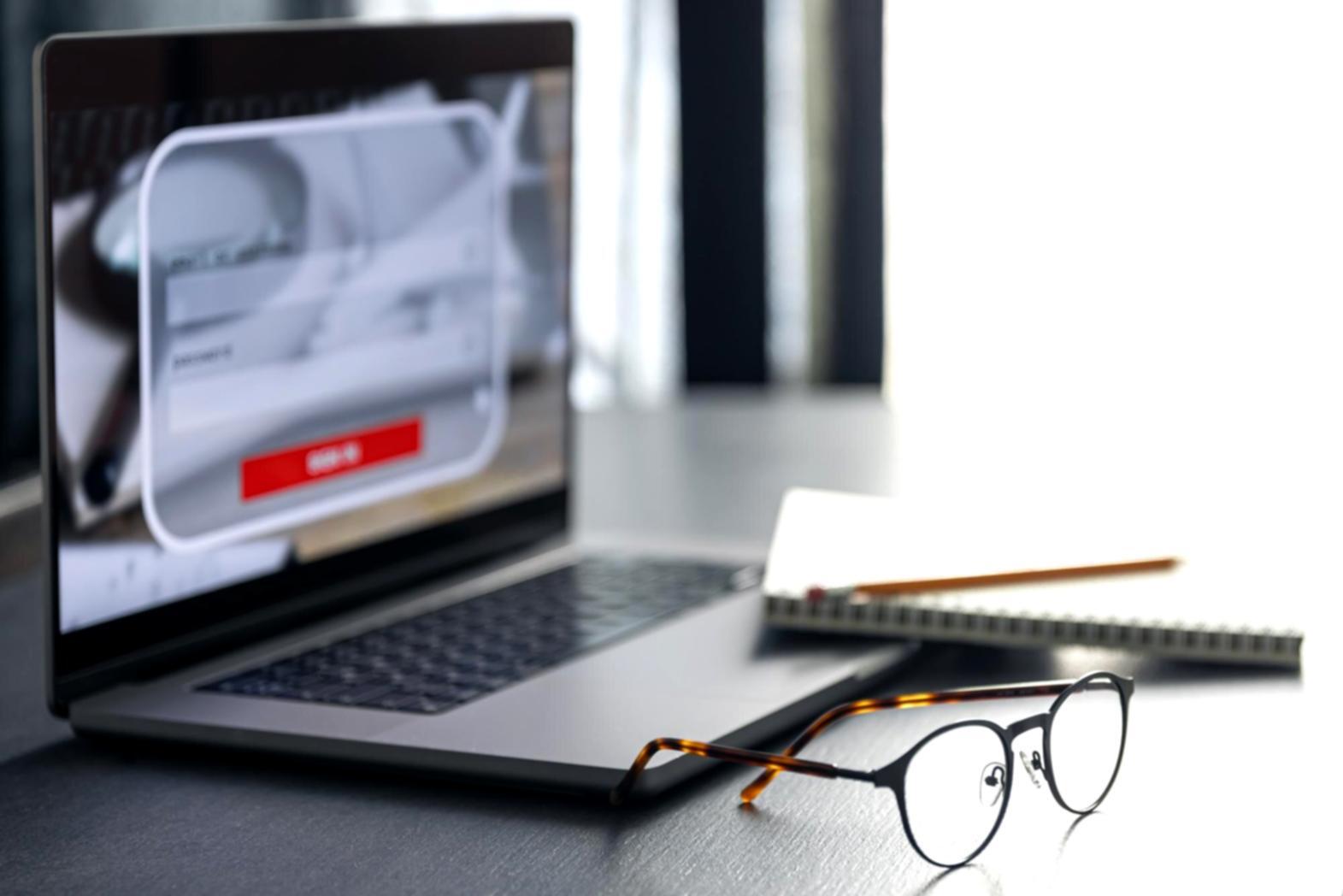 Studenti durante un workshop di scrittura creativa